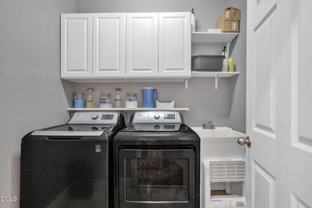 148 Lamplighter Way, Spring Lake, NC 28390