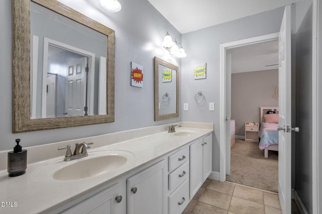 148 Lamplighter Way, Spring Lake, NC 28390