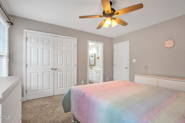 148 Lamplighter Way, Spring Lake, NC 28390