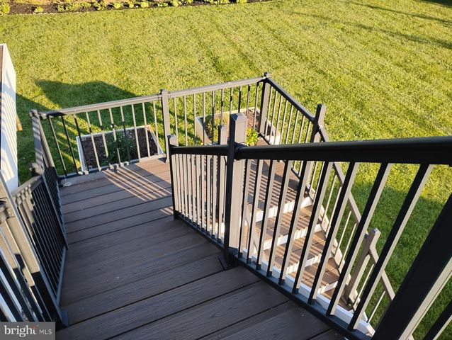 214 MARVIN LN, Mullica Hill, NJ 08062
