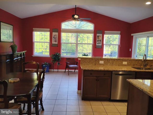 214 MARVIN LN, Mullica Hill, NJ 08062