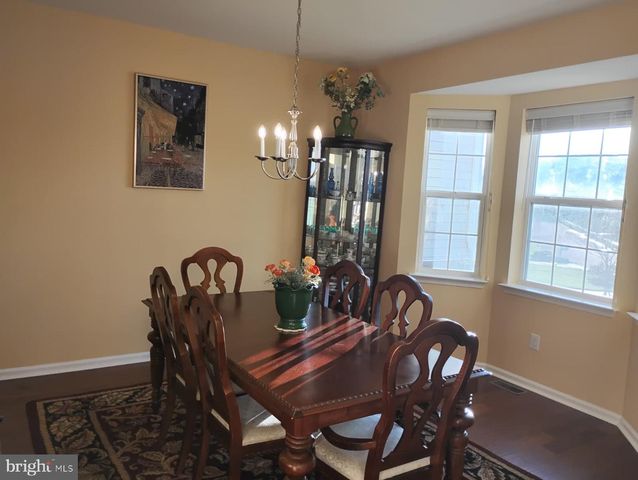 214 MARVIN LN, Mullica Hill, NJ 08062