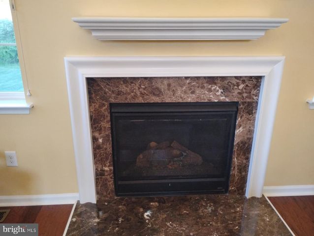 214 MARVIN LN, Mullica Hill, NJ 08062