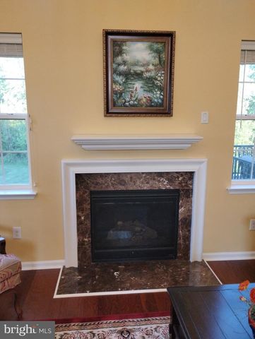 214 MARVIN LN, Mullica Hill, NJ 08062