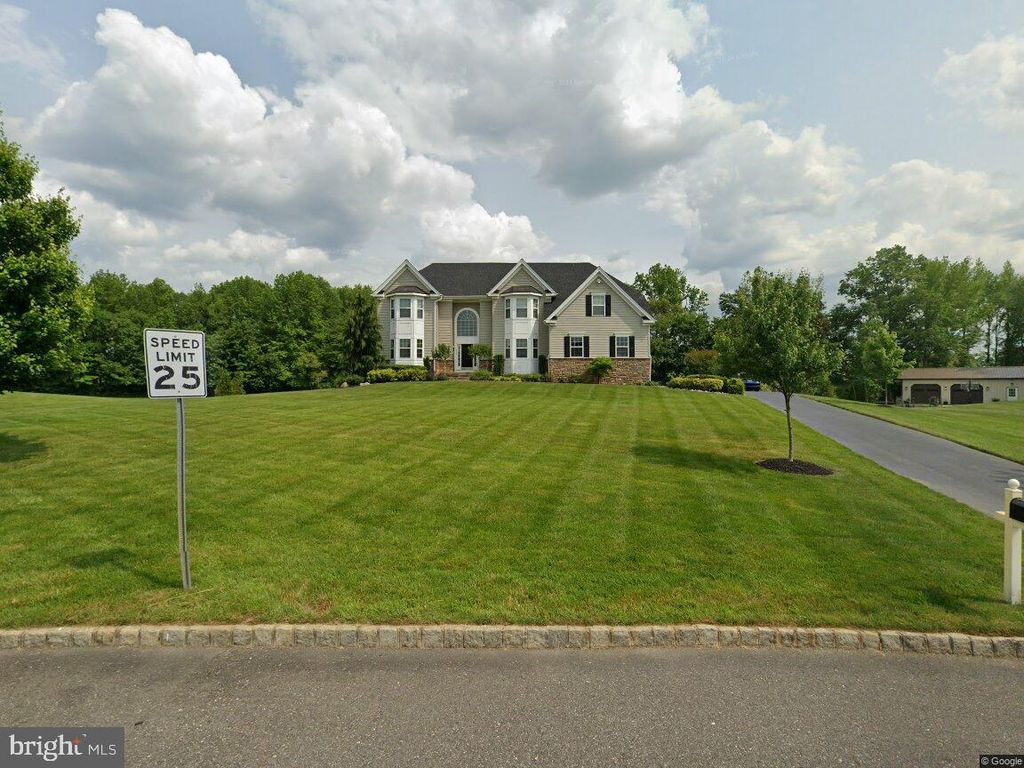 214 MARVIN LN, Mullica Hill, NJ 08062