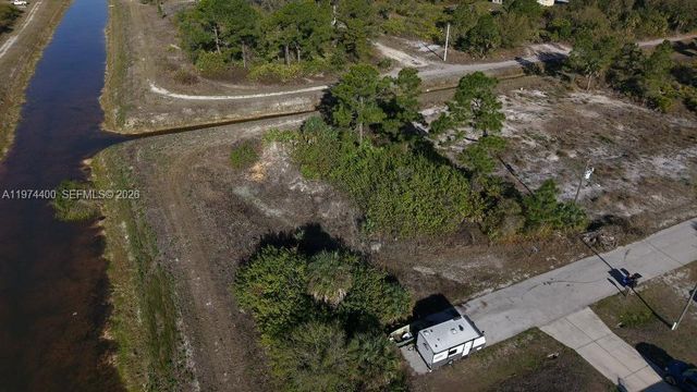 6001 N Laura, Lehigh Acres, FL 33971