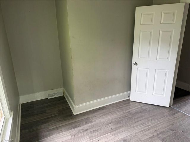 4224 Ogburn Avenue, Winston-salem, NC 27105