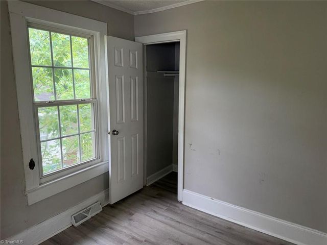 4224 Ogburn Avenue, Winston-salem, NC 27105