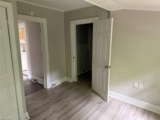 4224 Ogburn Avenue, Winston-salem, NC 27105
