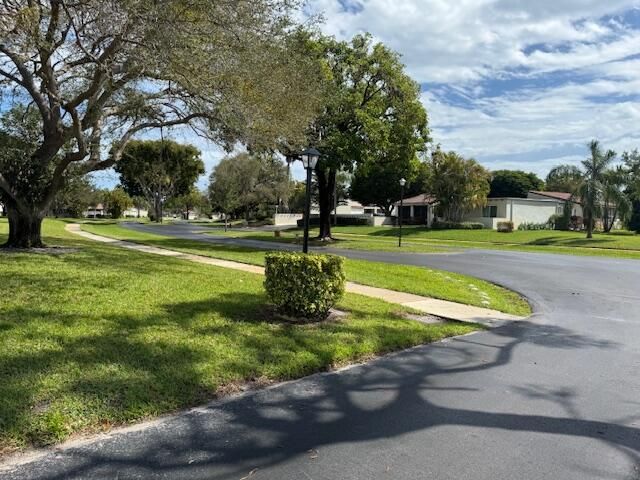 2601 Boundbrook Boulevard 104, West Palm Beach, FL 33406