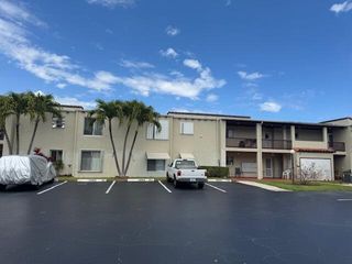 2601 Boundbrook Boulevard 104, West Palm Beach, FL 33406