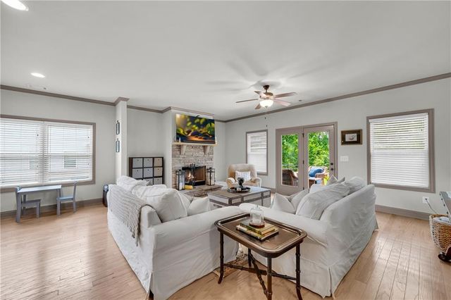 6490 Providence Lake Drive, Gainesville, GA 30506