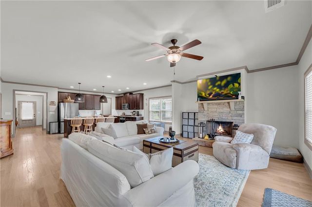 6490 Providence Lake Drive, Gainesville, GA 30506
