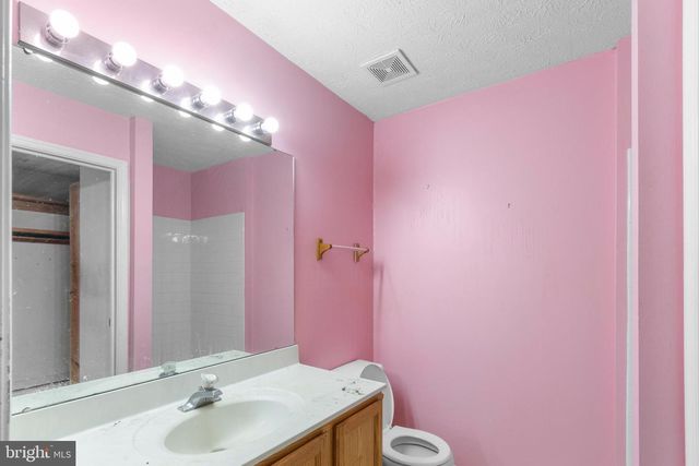 2033 S ANVIL LN, Temple Hills, MD 20748