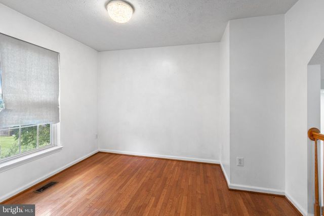 2033 S ANVIL LN, Temple Hills, MD 20748