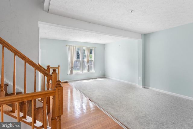 2033 S ANVIL LN, Temple Hills, MD 20748