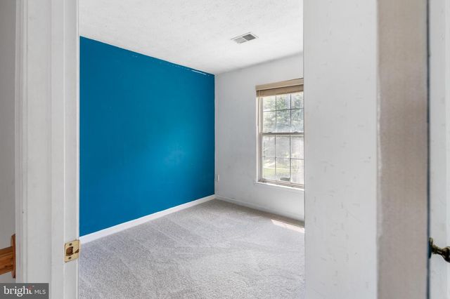 2033 S ANVIL LN, Temple Hills, MD 20748