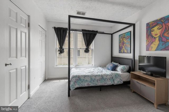 2033 S ANVIL LN, Temple Hills, MD 20748