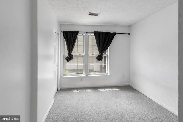 2033 S ANVIL LN, Temple Hills, MD 20748