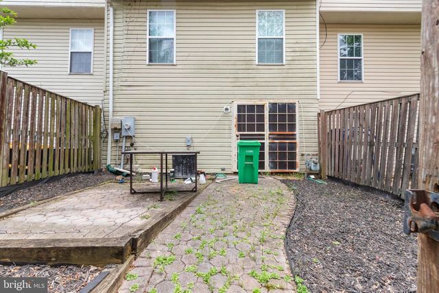 2033 S ANVIL LN, Temple Hills, MD 20748