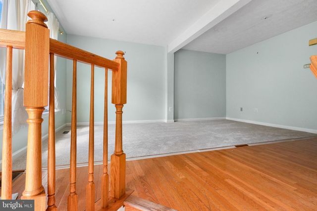 2033 S ANVIL LN, Temple Hills, MD 20748