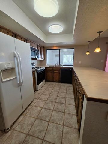 8800 Natalie Avenue NE, Albuquerque, NM 87111