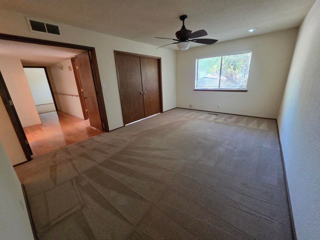 8800 Natalie Avenue NE, Albuquerque, NM 87111