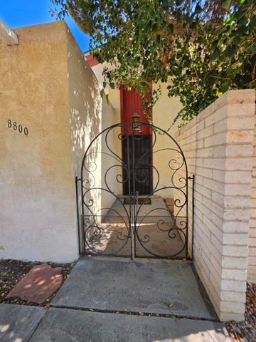 8800 Natalie Avenue NE, Albuquerque, NM 87111