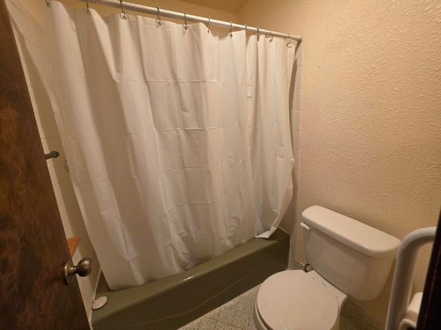 8800 Natalie Avenue NE, Albuquerque, NM 87111