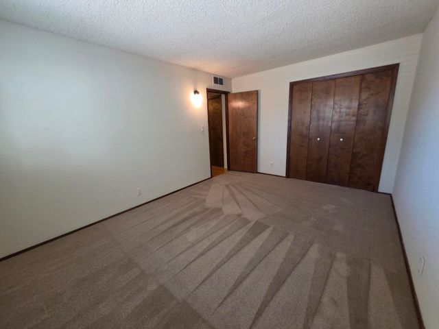 8800 Natalie Avenue NE, Albuquerque, NM 87111