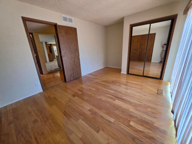 8800 Natalie Avenue NE, Albuquerque, NM 87111