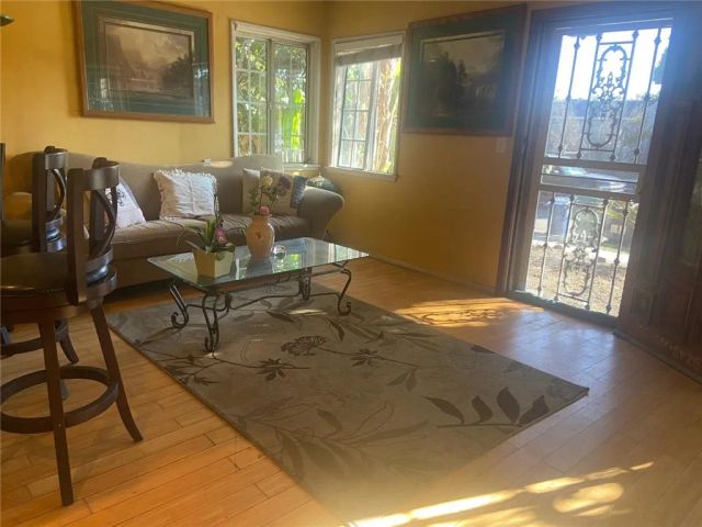 4152 Alla, Los Angeles, CA 90066
