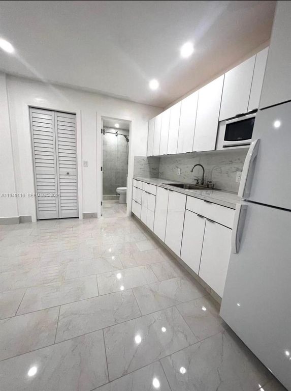 4331 SW 147th Pl 0, Miami, FL 33185