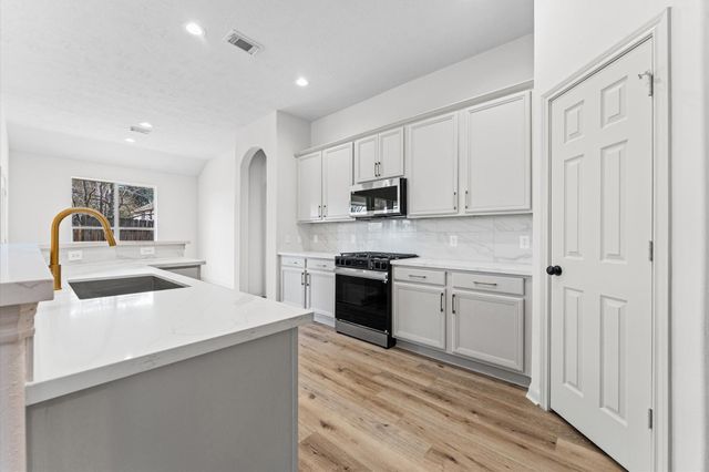 21823 Hannover Village Drive, Spring, TX 77388