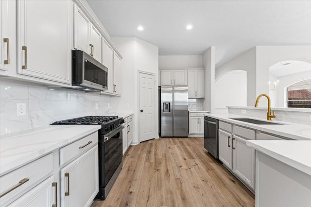 21823 Hannover Village Drive, Spring, TX 77388