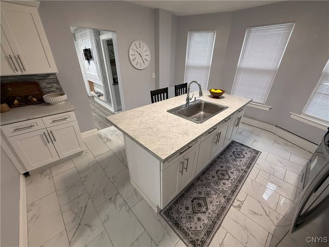 10 Grant Street, Utica, NY 13501