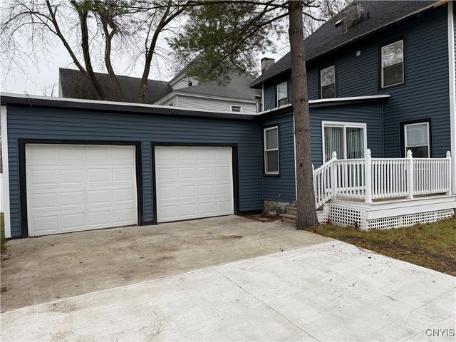 10 Grant Street, Utica, NY 13501