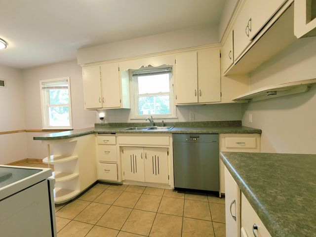4601 Oliver Ave N, Minneapolis, MN 55412