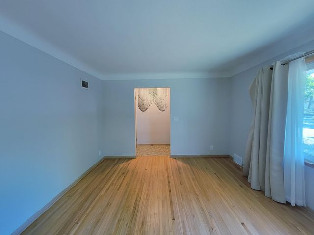 4601 Oliver Ave N, Minneapolis, MN 55412