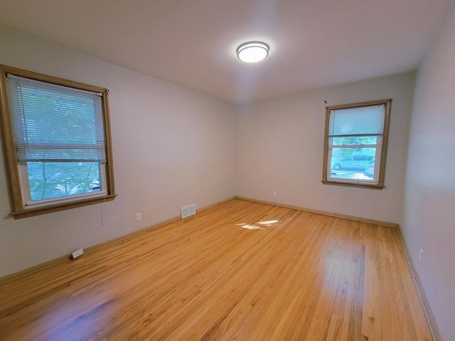 4601 Oliver Ave N, Minneapolis, MN 55412