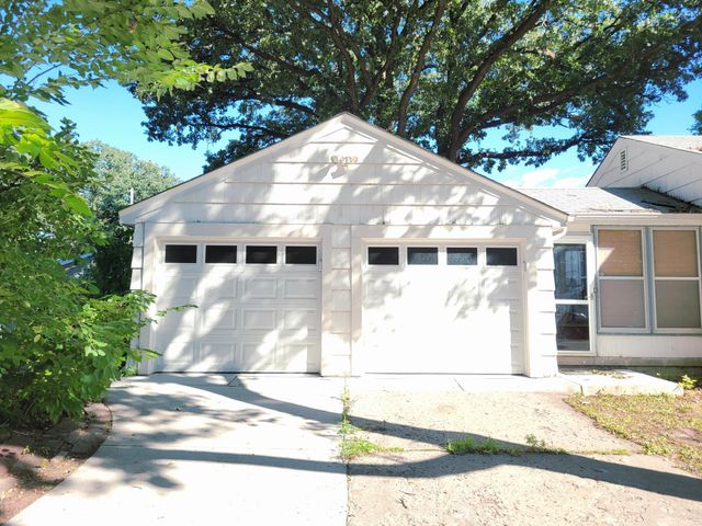 4601 Oliver Ave N, Minneapolis, MN 55412