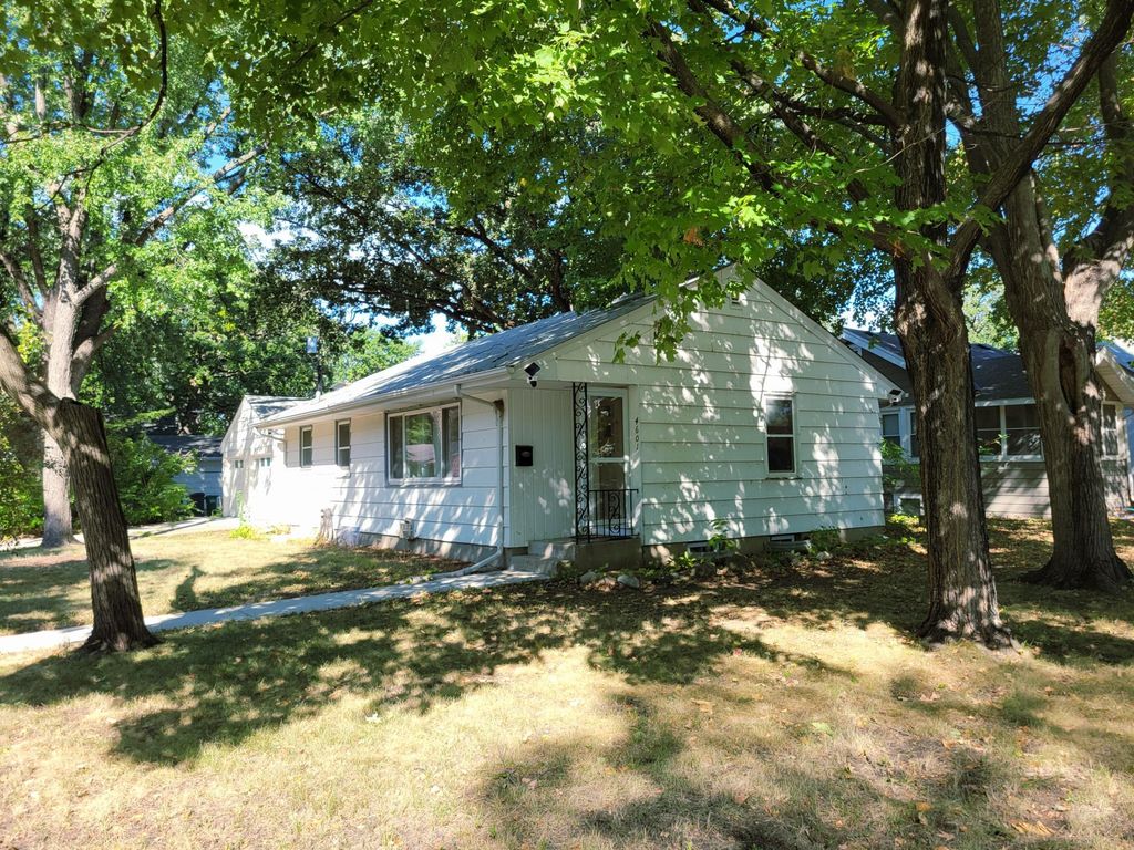 4601 Oliver Ave N, Minneapolis, MN 55412