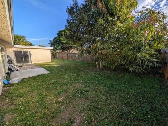 10318 Carmen Lane, Royal Palm Beach, FL 33411