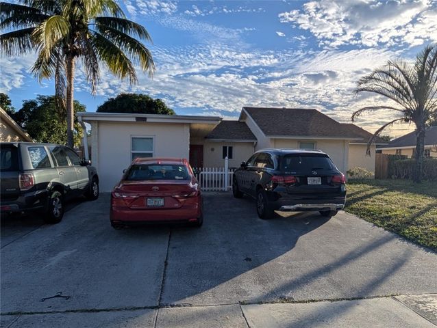 10318 Carmen Lane, Royal Palm Beach, FL 33411