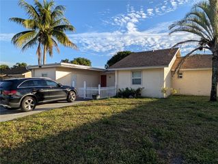 10318 Carmen Lane, Royal Palm Beach, FL 33411