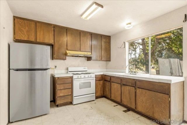 8824 Harlington Drive, San Diego, CA 92126
