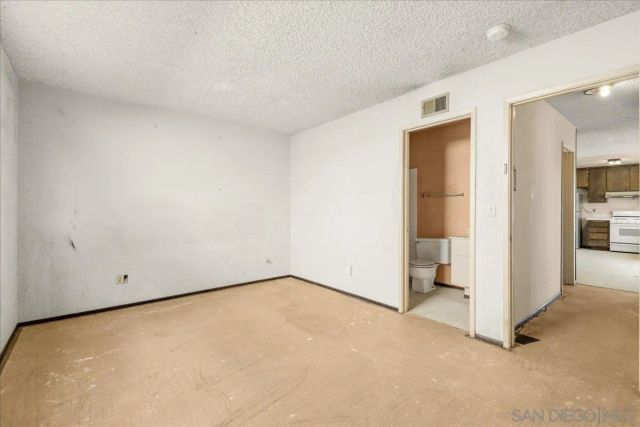 8824 Harlington Drive, San Diego, CA 92126
