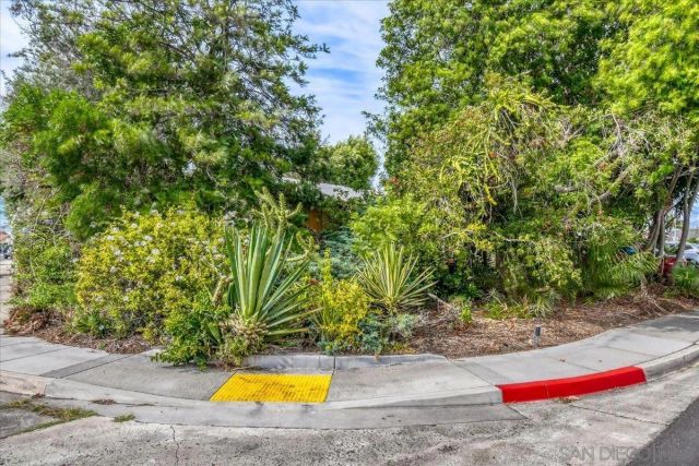8824 Harlington Drive, San Diego, CA 92126
