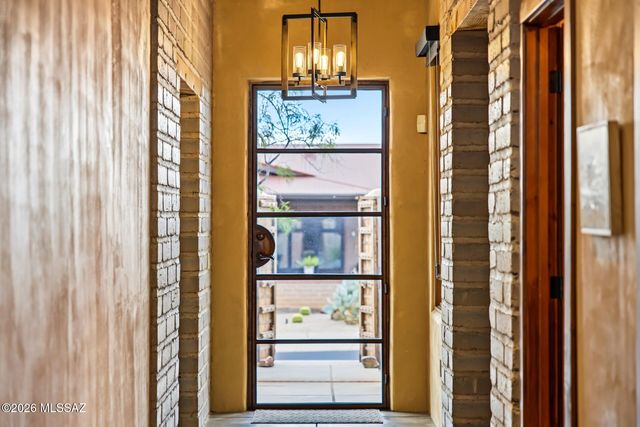 11620 N Adobe Village Place, Marana, AZ 85658