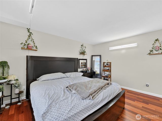 32332 19th Court SW, Federal Way, WA 98023